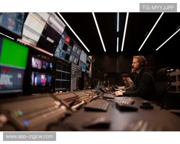 多屏联动的第二屏辅助系统在本季度完善 扩展了直播画面的信息承载量